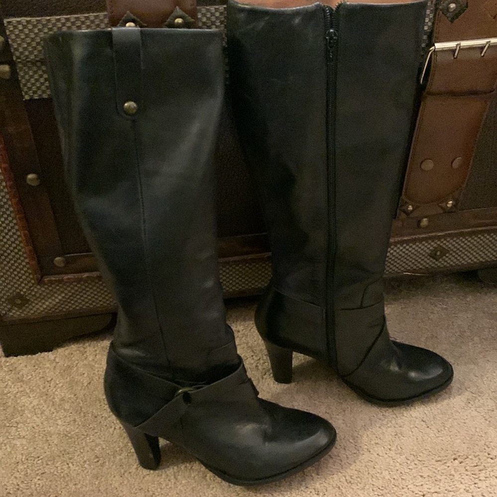 🎉HOST PICK🎉 Corso Como Genuine Leather Heeled Knee High Boots - Picture 2 of 7